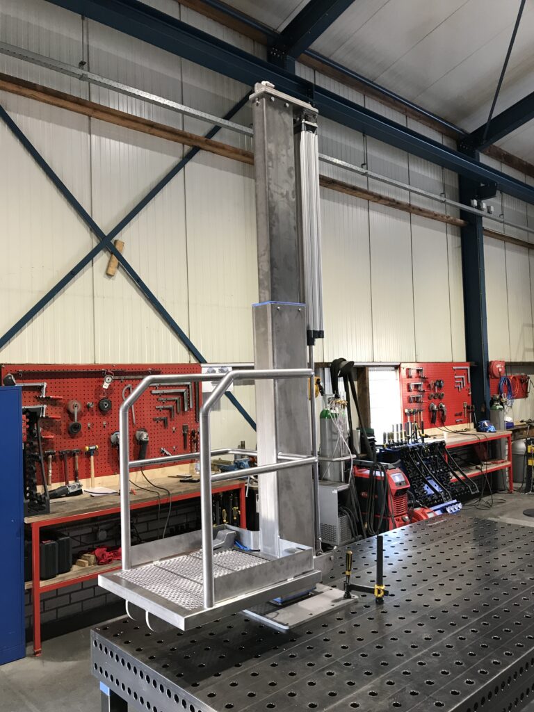 Lift slachthuis rvs